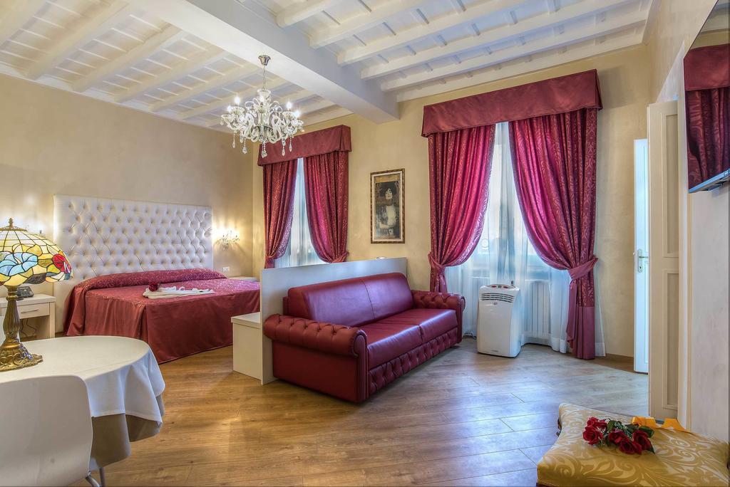 Trevi Rome Suite Room photo